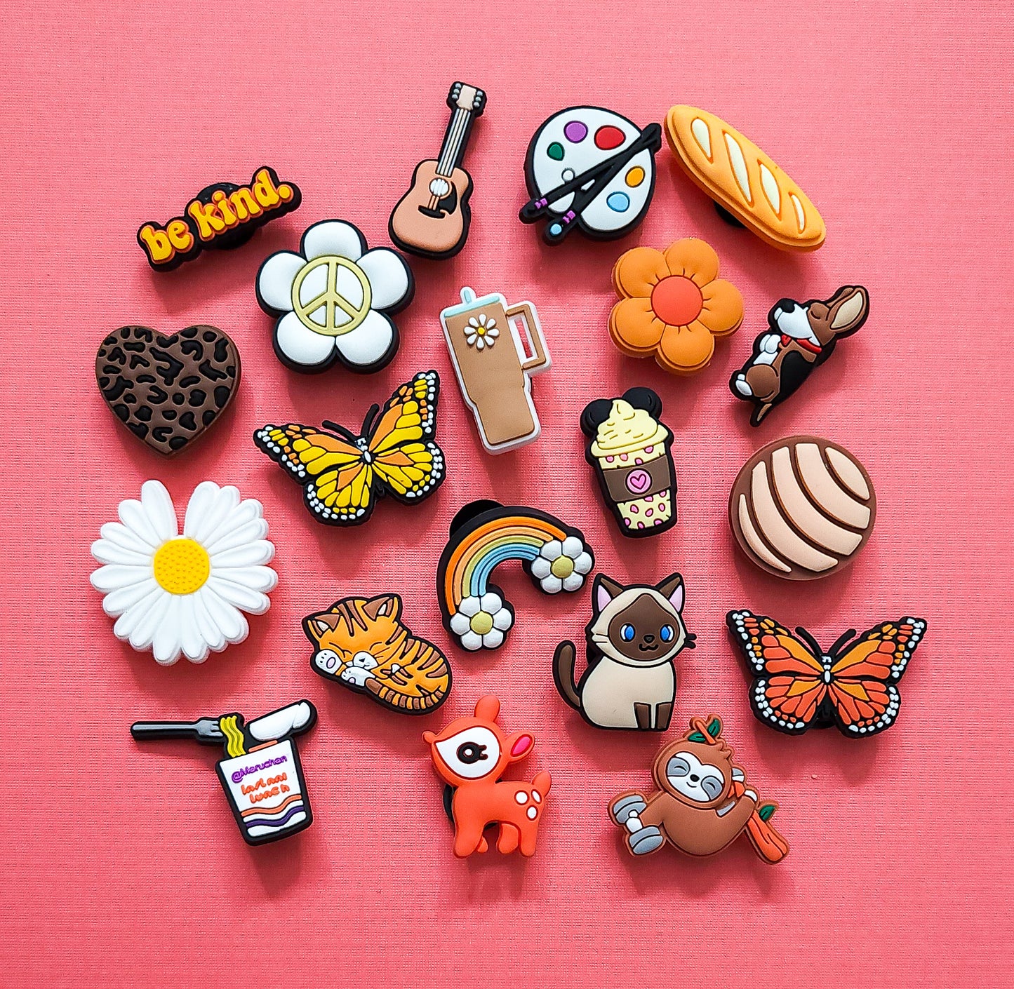 20 charms bundle ! Large croc charm bundle orange